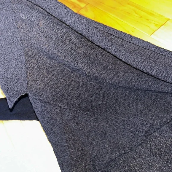 Eileen Fisher cardigan 100% wool - Picture 4 of 5